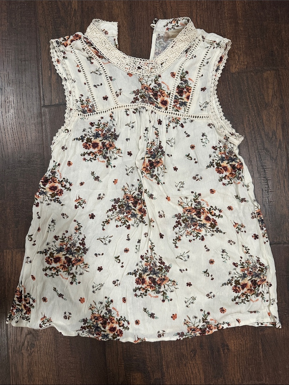 Altar'd State Cream Floral Lace-Trim Sleeveless Tank